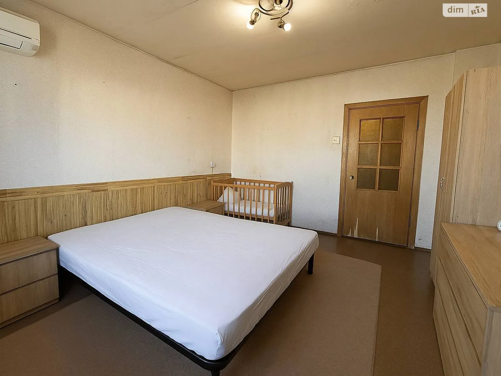 Продається 3-кімнатна квартира 77.1 кв. м у Києві, вул. Ревуцького, 18А - фото 1