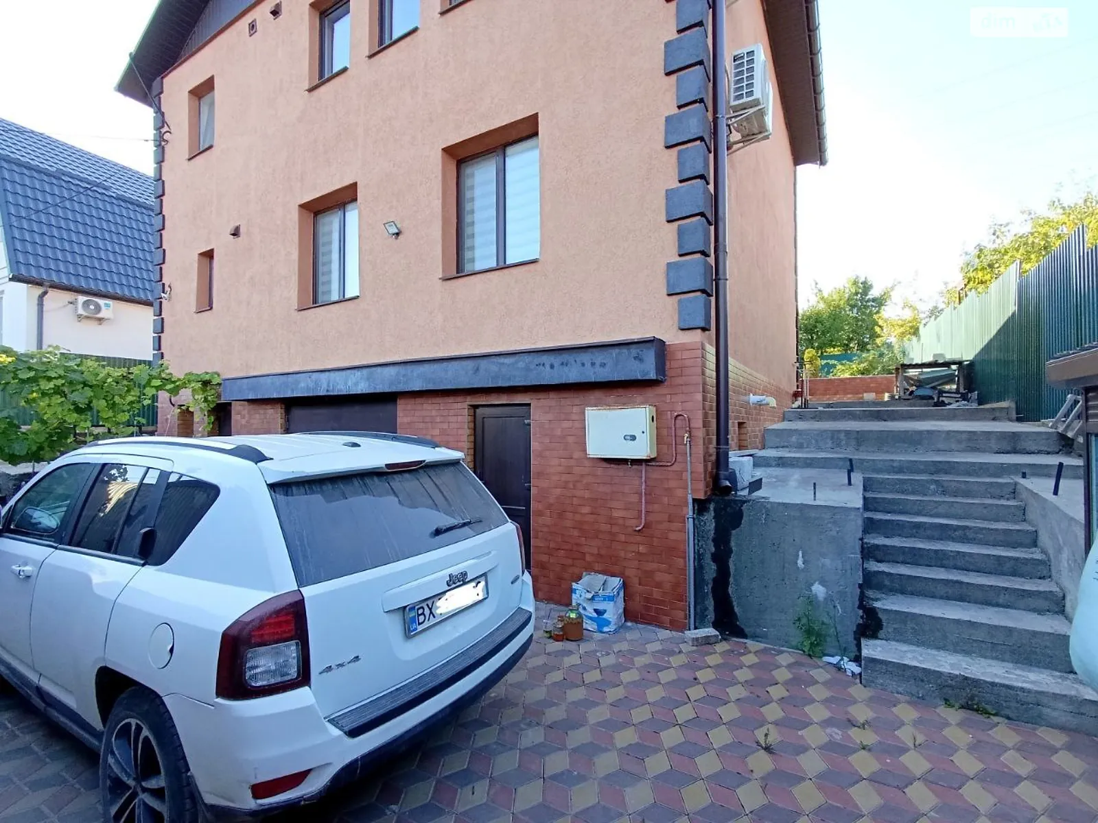 Продается дом на 2 этажа 163.1 кв. м с балконом, цена: 156000 $ - фото 1