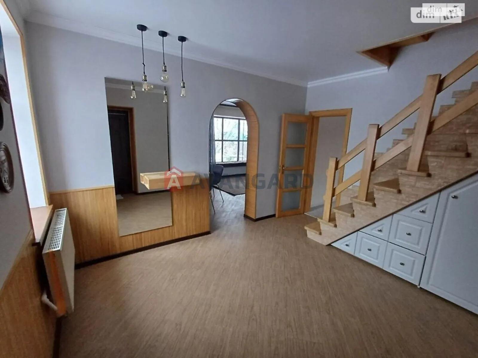 Продается дом на 2 этажа 120 кв. м с балконом, цена: 175000 $ - фото 1