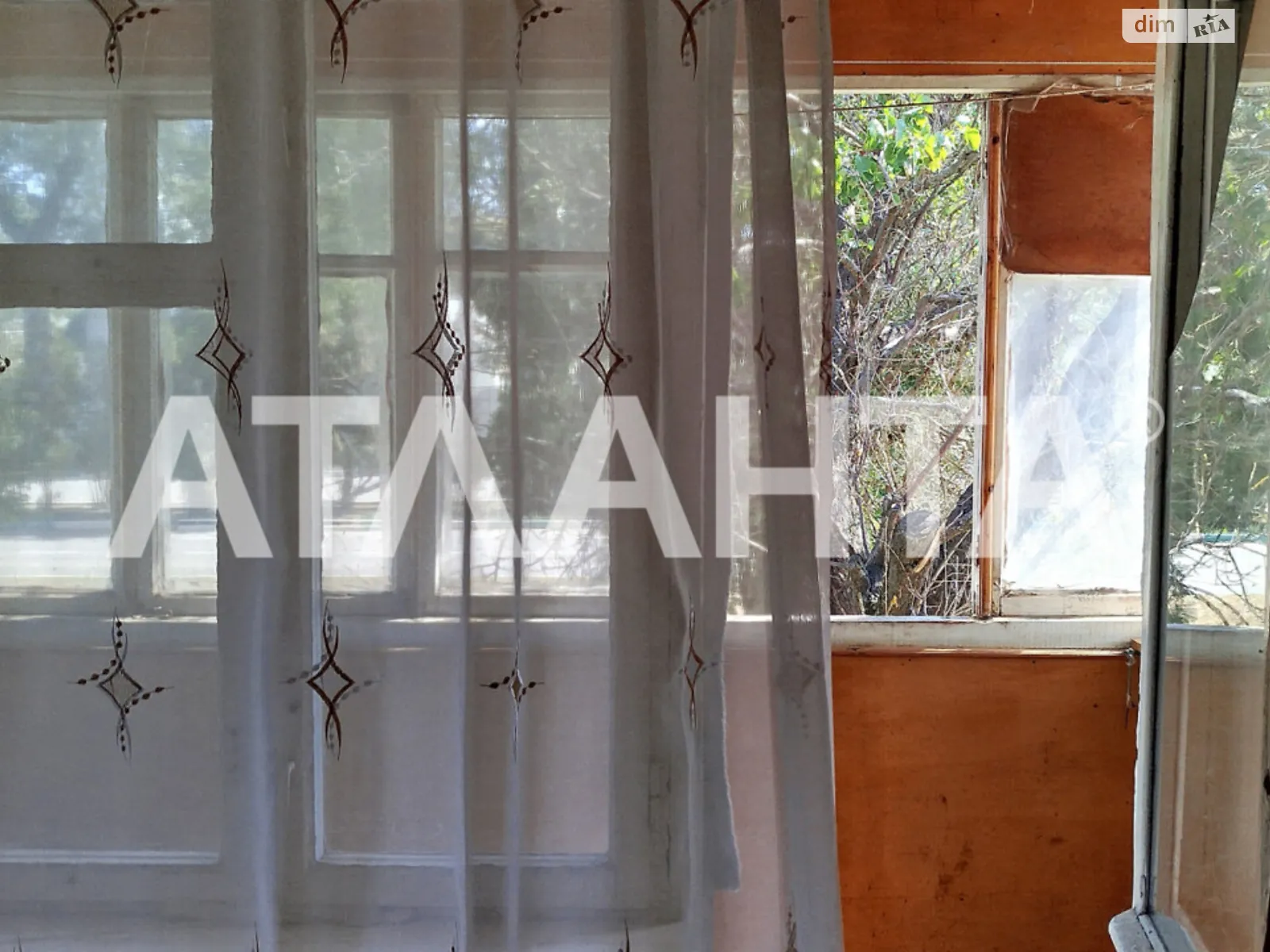 Продается 3-комнатная квартира 44 кв. м в Доброславе, центральна - фото 1