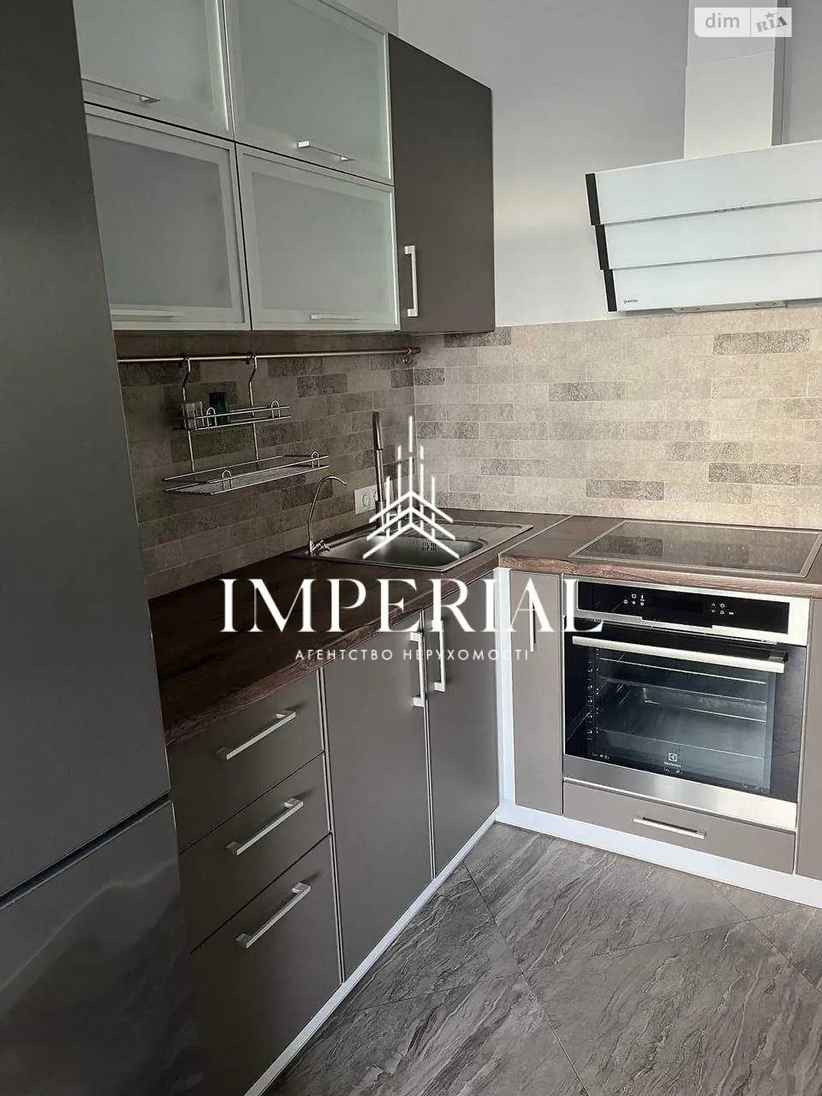 Продается 1-комнатная квартира 43 кв. м в Киеве, ул. Нижнеключевая, 14 - фото 1