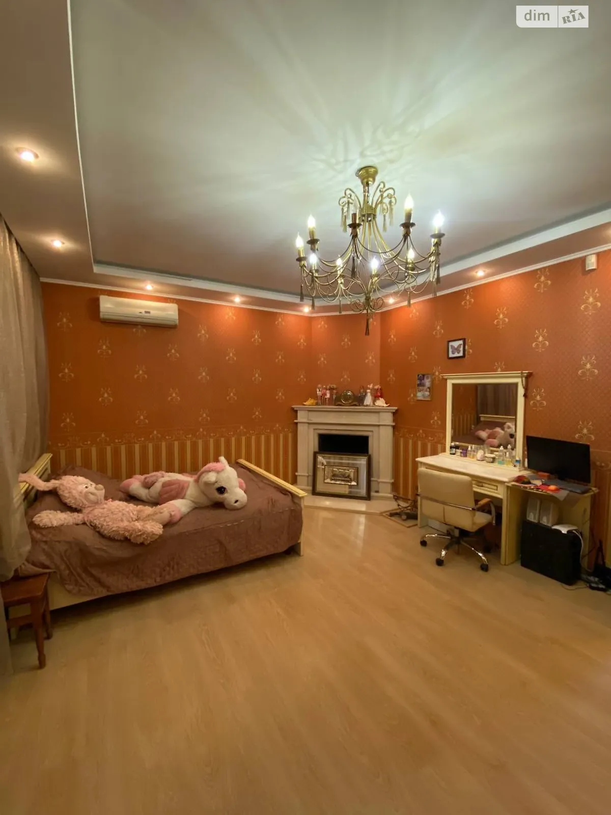 Продается 3-комнатная квартира 92.8 кв. м в Харькове, ул. Николая Хвылевого(Маяковского), 11 - фото 1