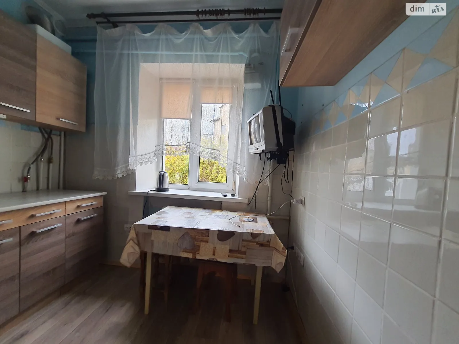 Здається в оренду 1-кімнатна квартира 36 кв. м у Львові, вул. Торф'яна, 13 - фото 1