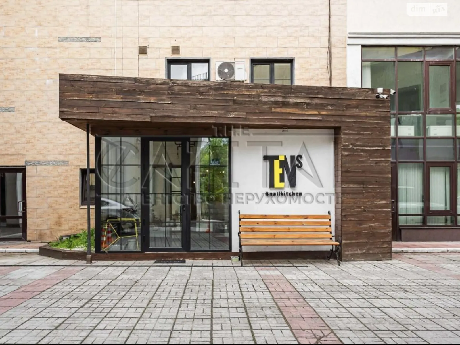 Сдается в аренду помещения свободного назначения 90.6 кв. м в 1-этажном здании, цена: 1300 $ - фото 1