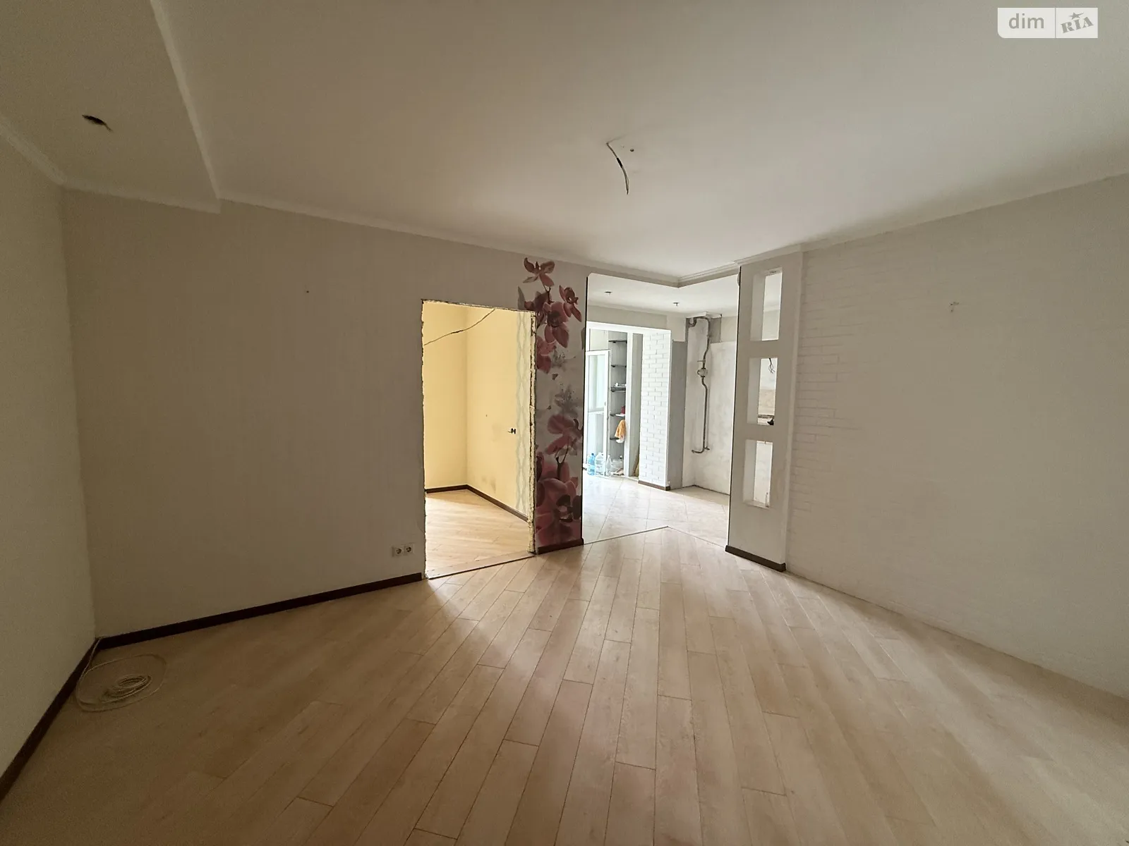 Продается 2-комнатная квартира 46.5 кв. м в Хмельницком, ул. Прибугская, 30А - фото 1