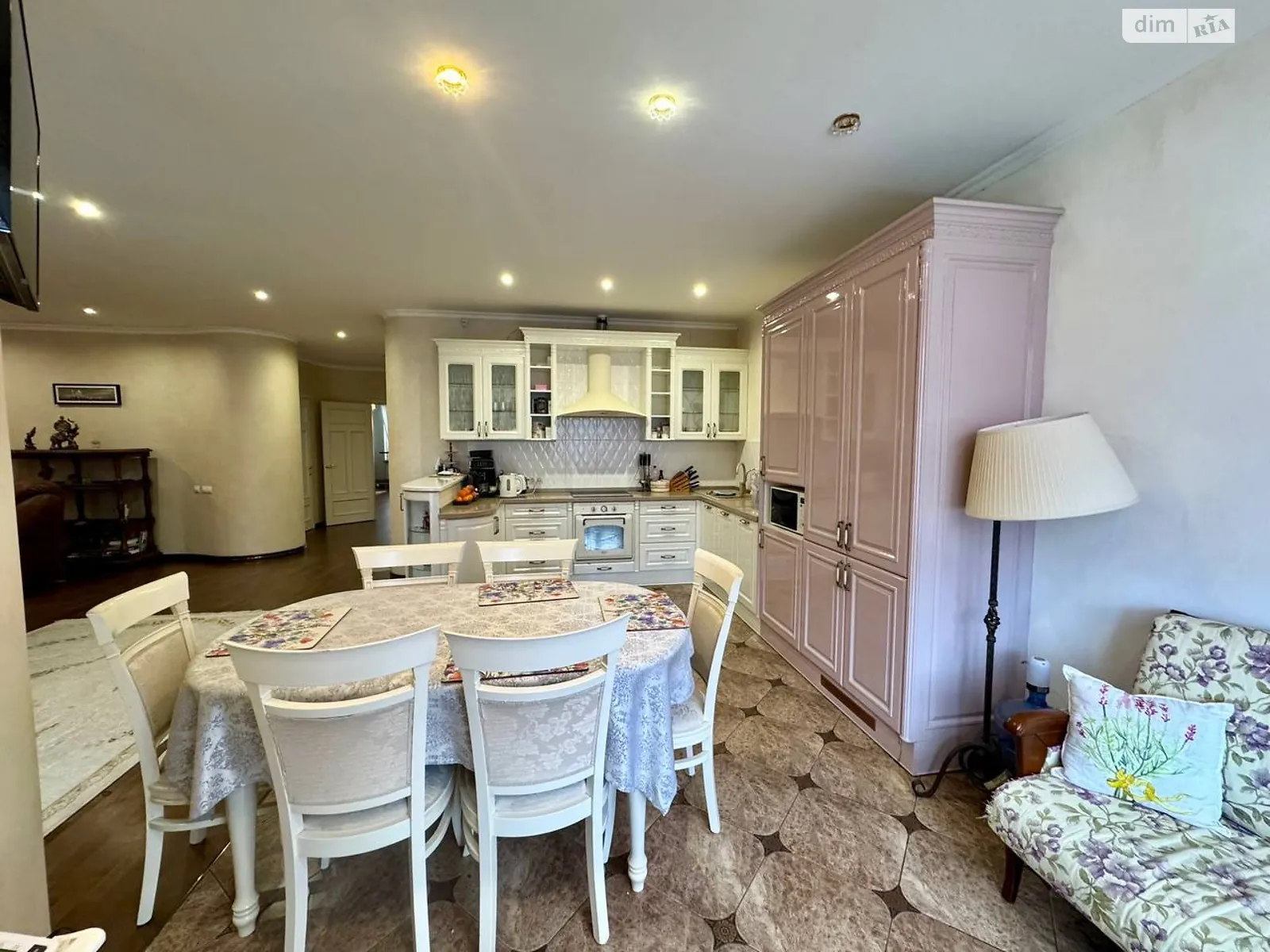 Продается 2-комнатная квартира 168.3 кв. м в Харькове, ул. Чернышевская, 50 - фото 1