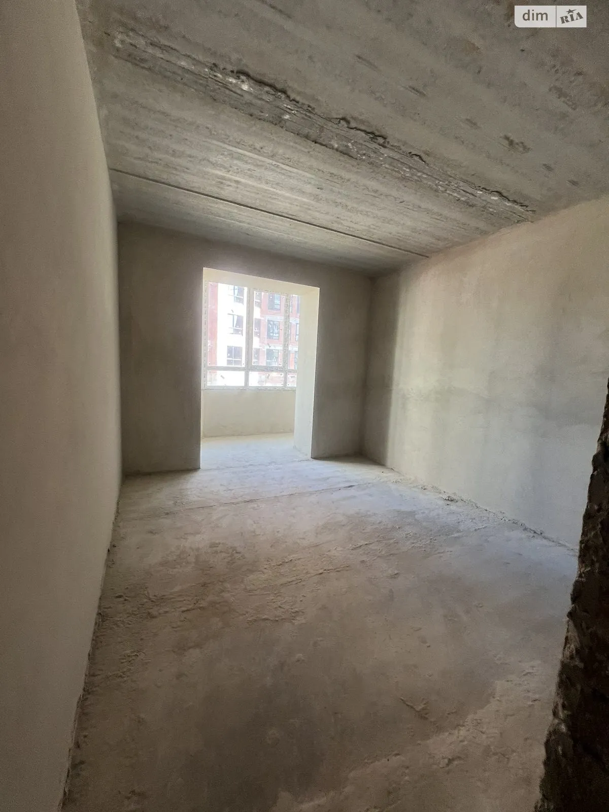 Продается 3-комнатная квартира 92 кв. м в Ивано-Франковске, ул. Приозерная, 38 - фото 1