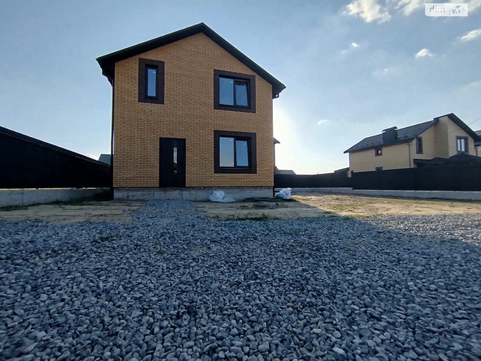 Продається будинок 2 поверховий 107 кв. м с басейном, цена: 89000 $ - фото 1