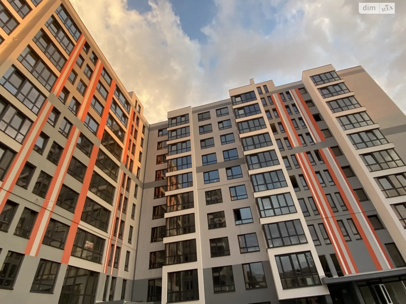 Продается 2-комнатная квартира 79.5 кв. м в Виннице, ул. Привокзальная - фото 1