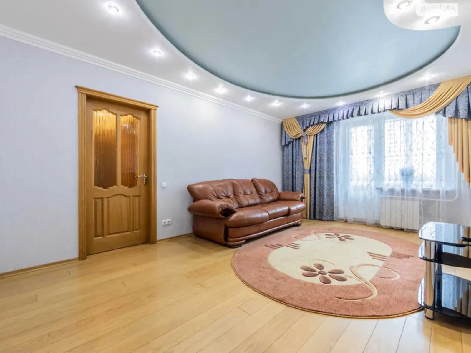 Продається 2-кімнатна квартира 66.5 кв. м у Києві, вул. Олени Пчілки, 2Б - фото 1