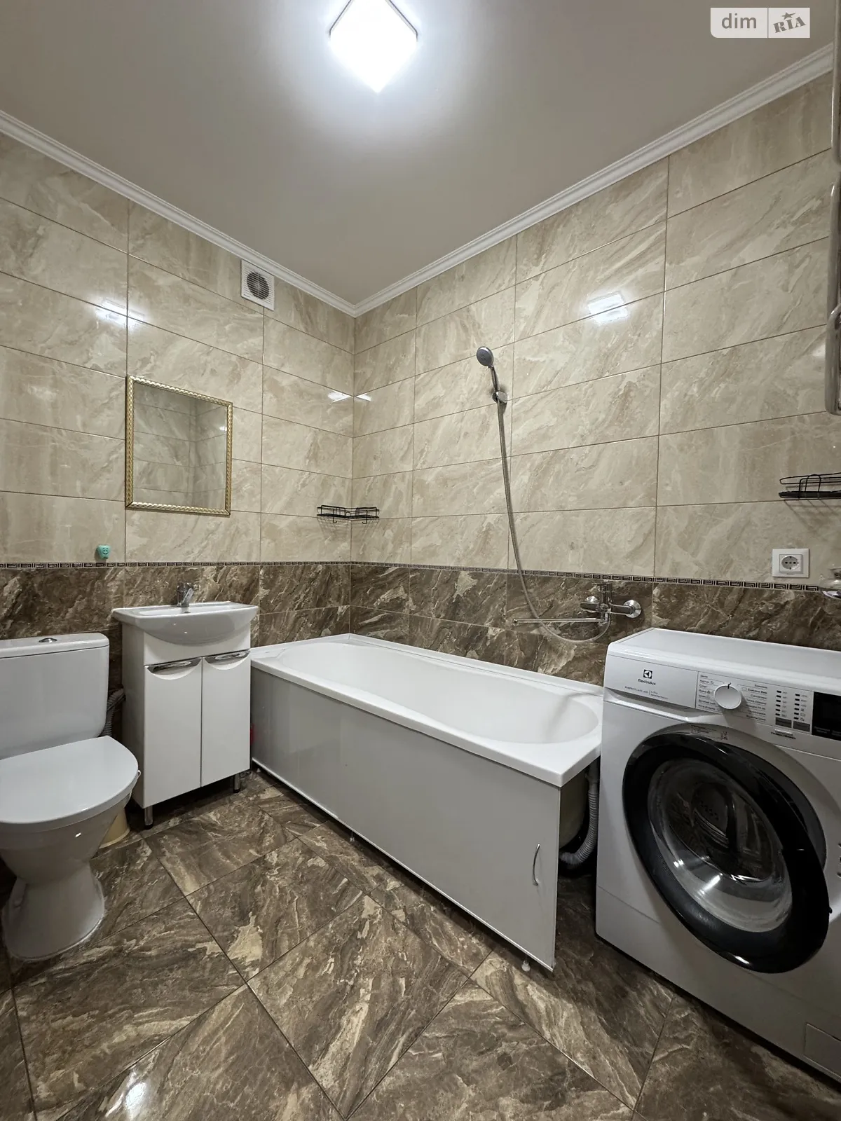 Сдается в аренду 2-комнатная квартира 66 кв. м в Хмельницком, ул. Лесогриневецкая - фото 1