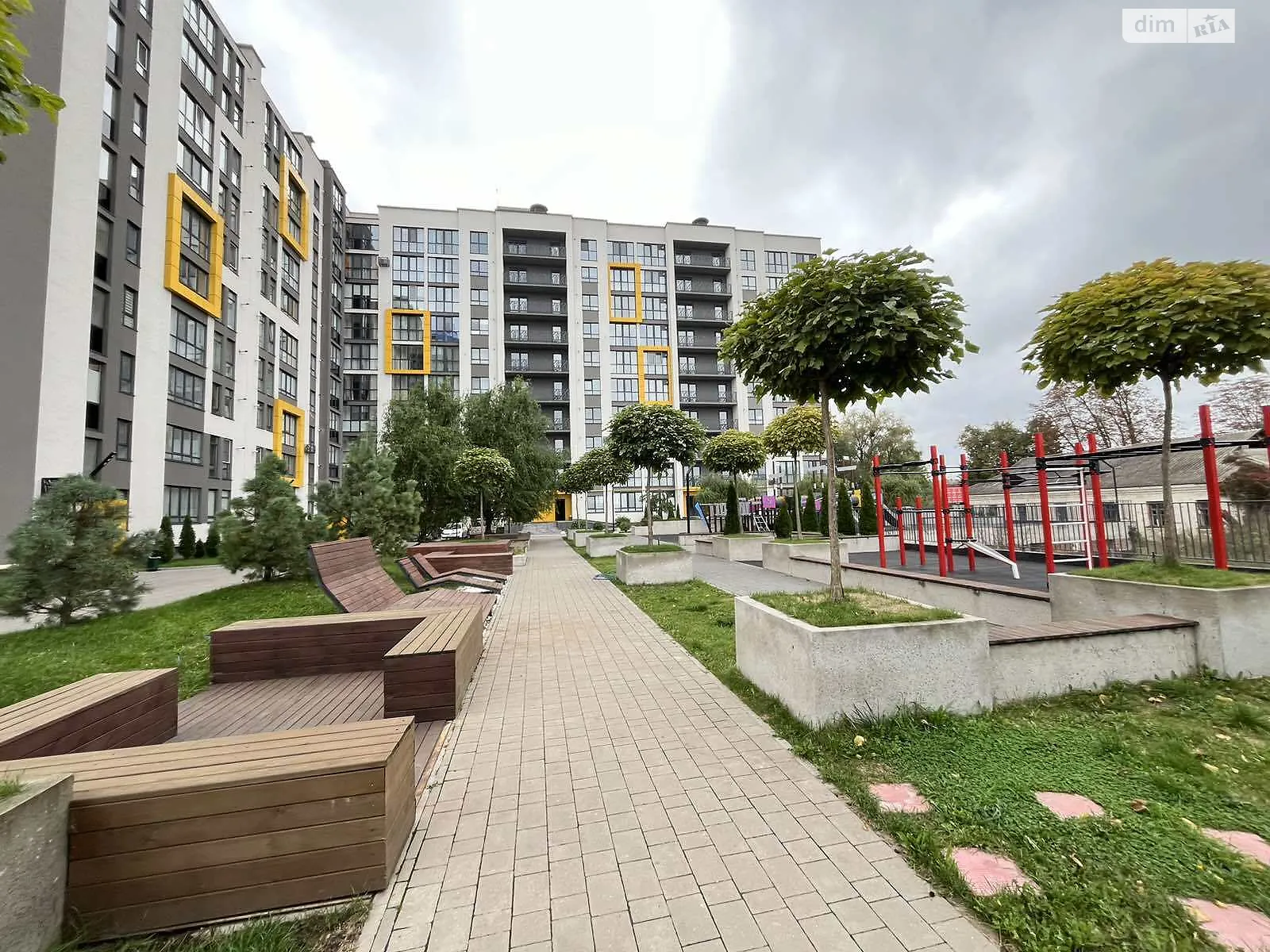 Продается 2-комнатная квартира 66 кв. м в Хмельницком, ул. Героев Крут - фото 1