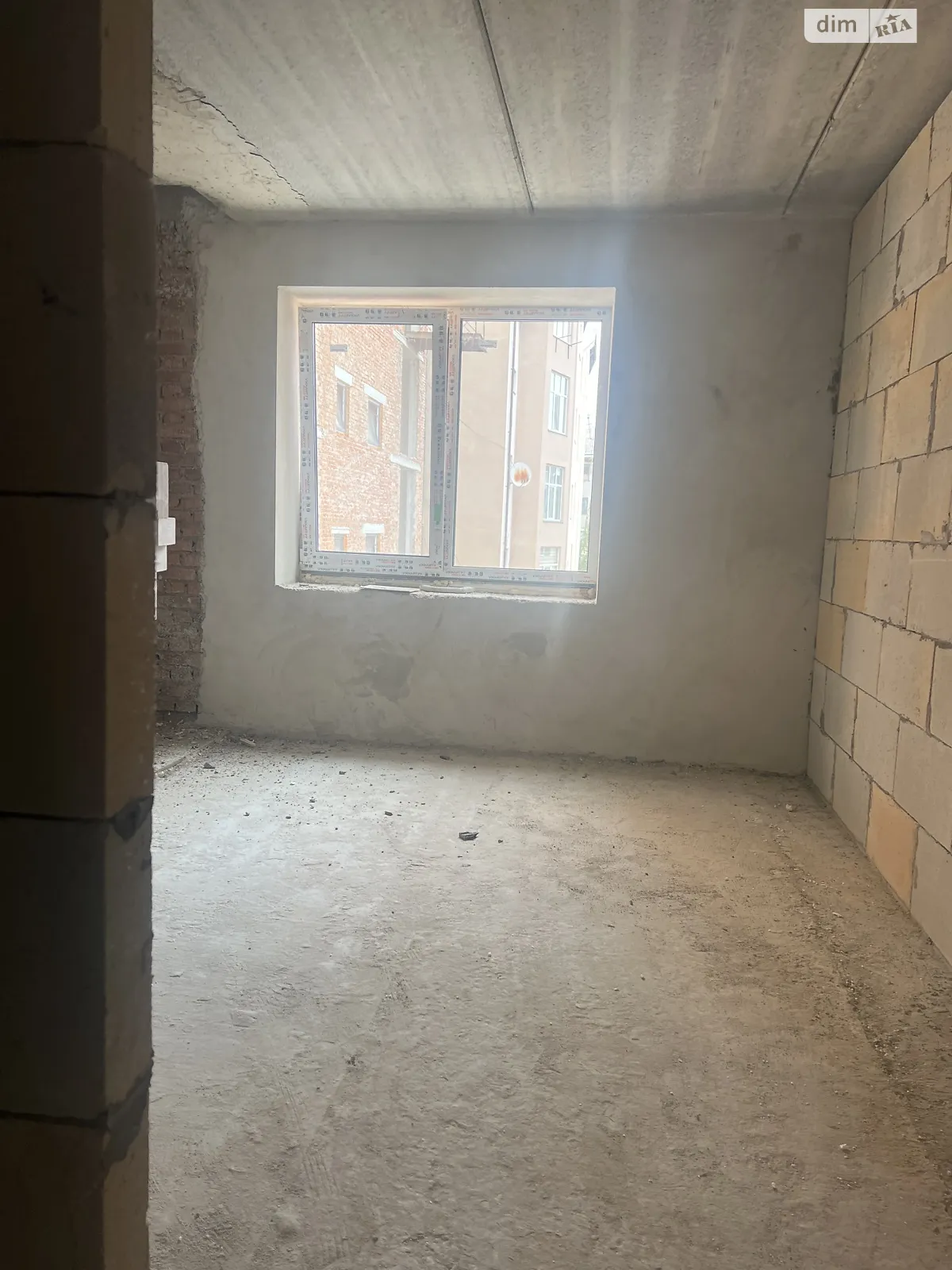 Продается 3-комнатная квартира 80 кв. м в Ивано-Франковске, ул. Гетьмана П. Дорошенко, 28А - фото 1