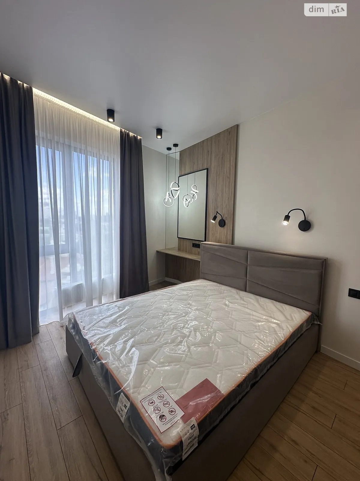 Продается 1-комнатная квартира 43 кв. м в Одессе, ул. Чубаевская, 1 - фото 1