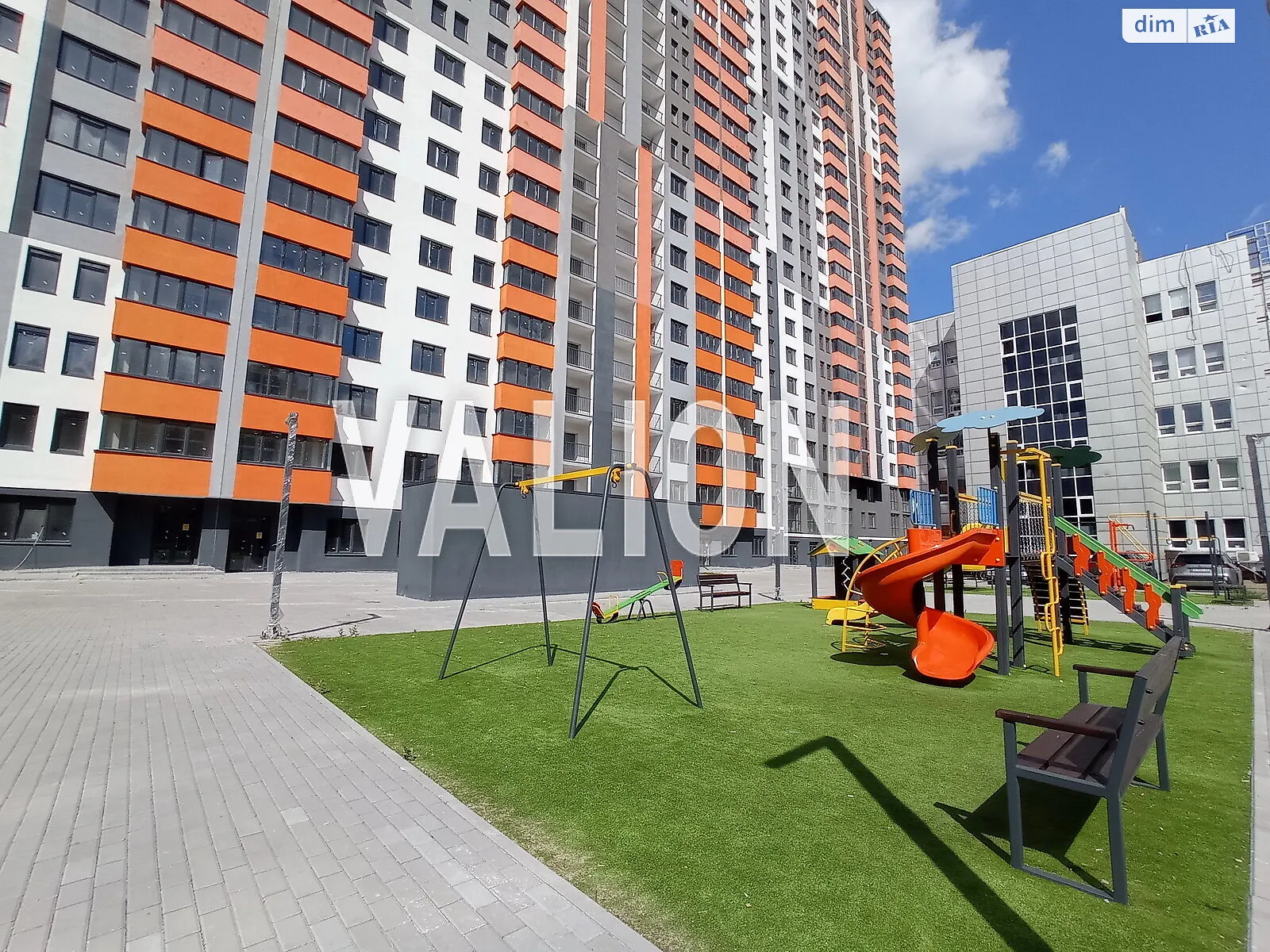 Продається 1-кімнатна квартира 44.6 кв. м у Києві, вул. Володимира Сосюри, 6Б - фото 1