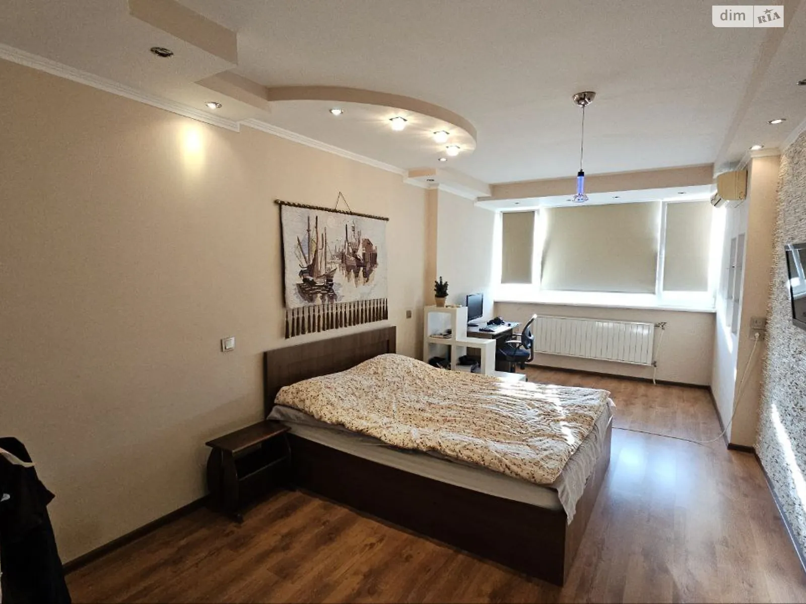 Продается 3-комнатная квартира 75 кв. м в Черновцах, ул. Южно-Окружная, 23 - фото 1