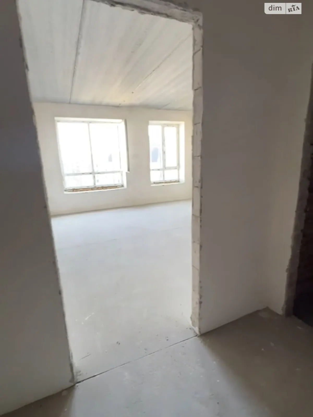Продается 1-комнатная квартира 30 кв. м в Ирпене, ул. Соборная(ІІІ Интернационала), 2К/20 - фото 1