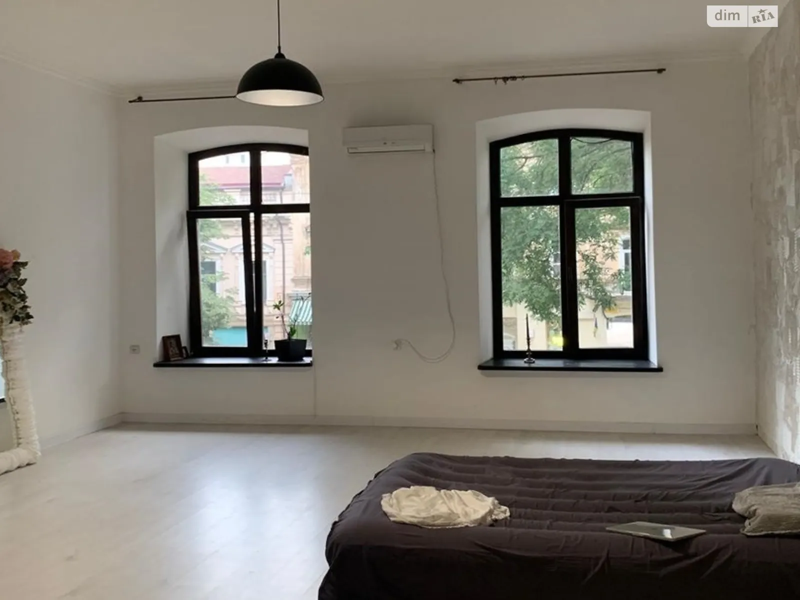 Продается 2-комнатная квартира 71.3 кв. м в Одессе, ул. Святослава Караванского(Жуковского) - фото 1