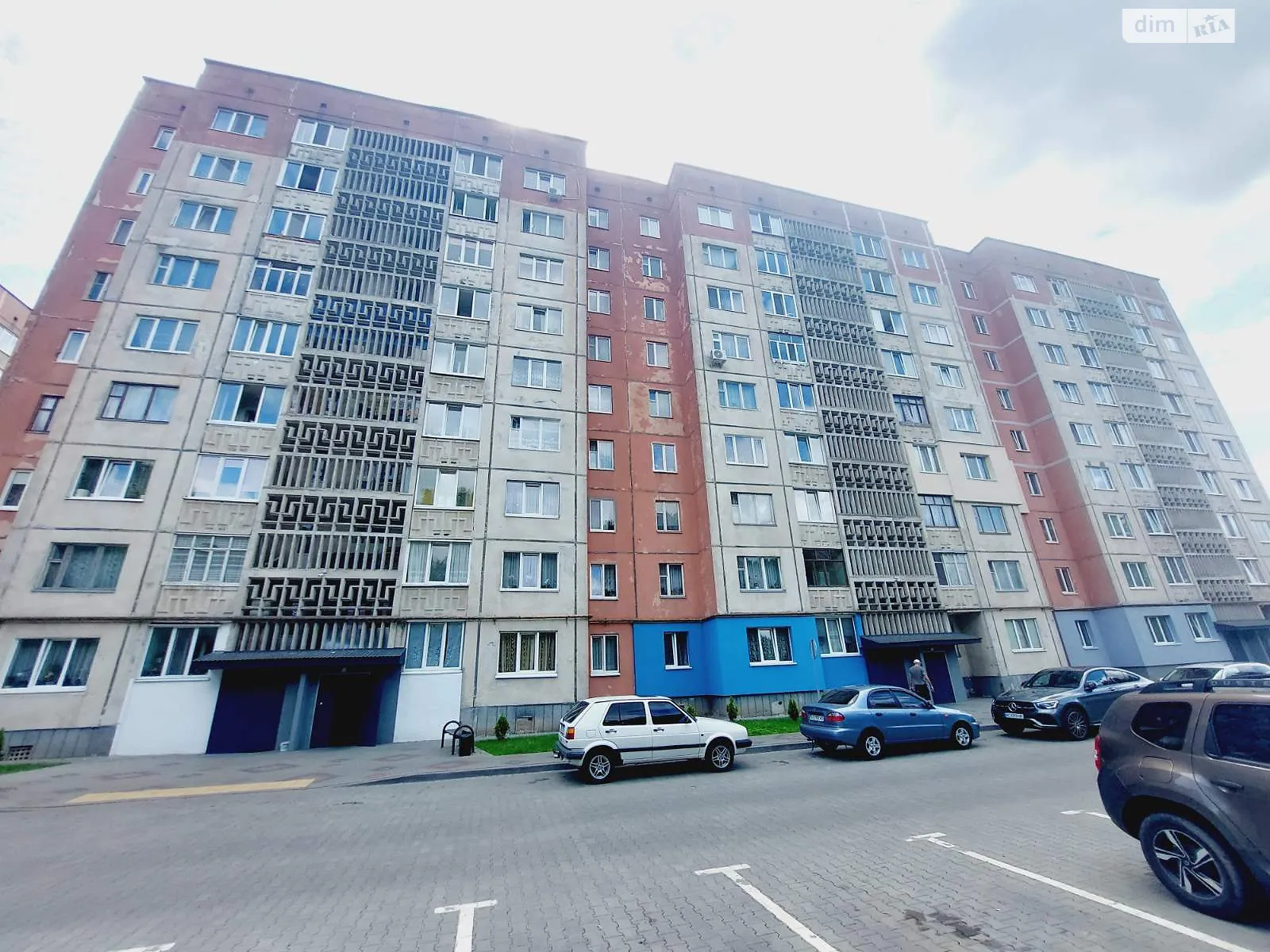 3-комнатная квартира 66.3 кв. м в Луцке, ул. Кравчука, 16 - фото 1