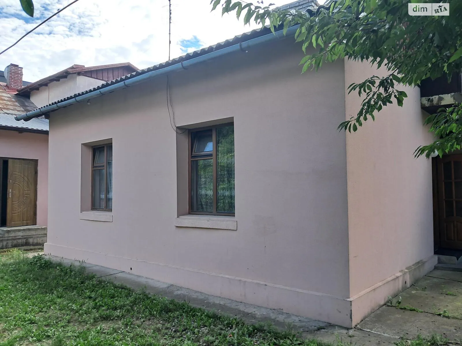 Продается одноэтажный дом 74 кв. м с гаражом, цена: 56000 $ - фото 1
