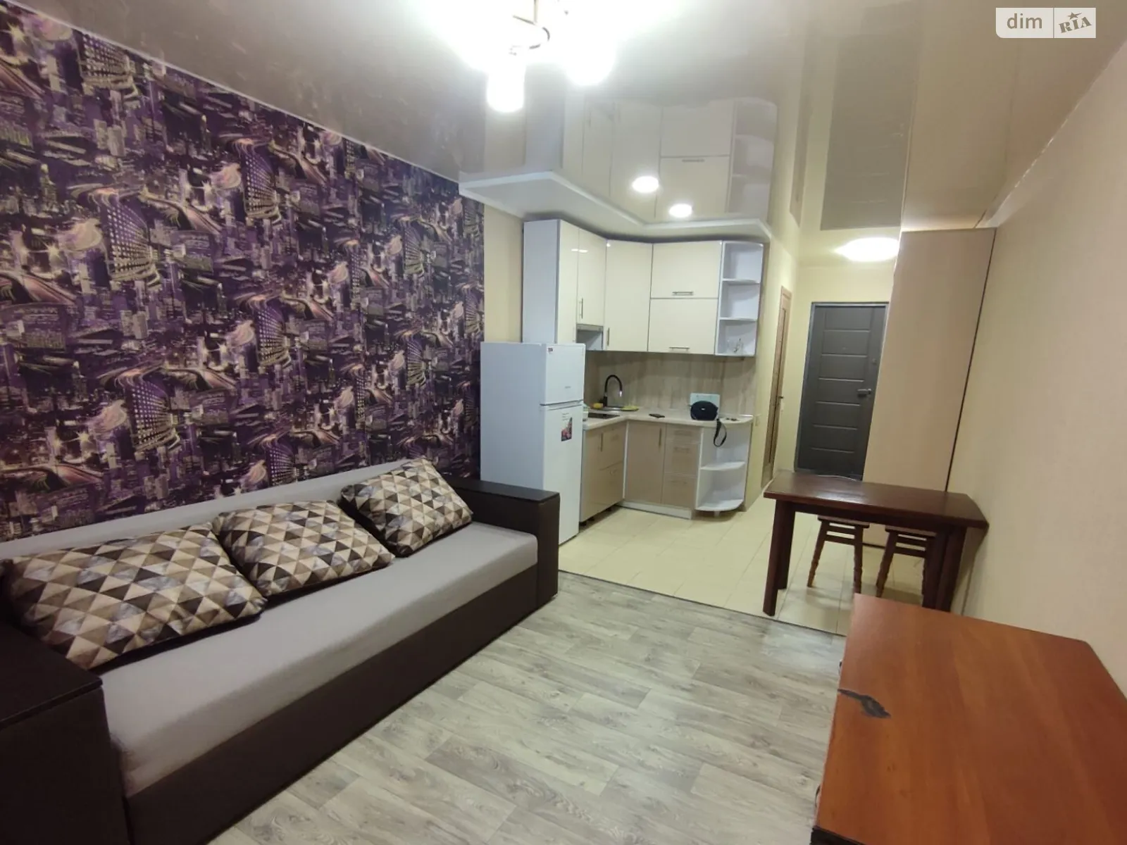 Продается 1-комнатная квартира 23 кв. м в Днепре, ул. Дия Максима, 4 - фото 1