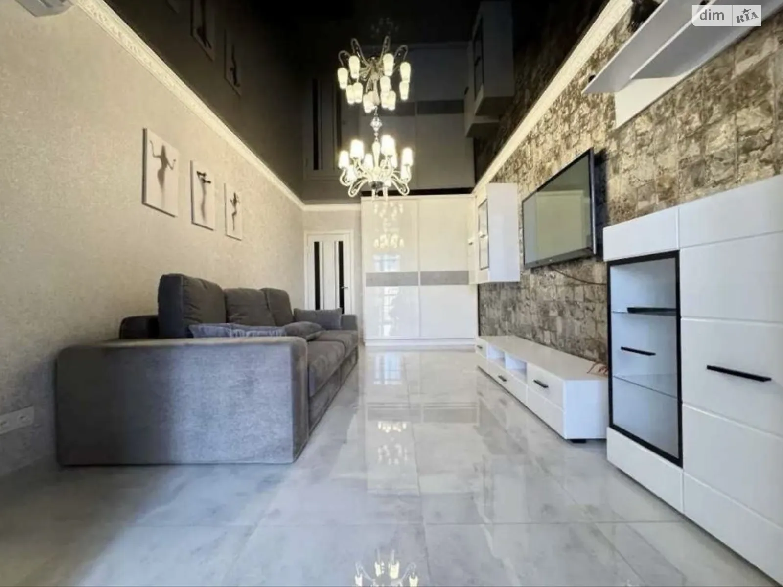 Продается 1-комнатная квартира 43 кв. м в Днепре, ул. Набережная Победы - фото 1