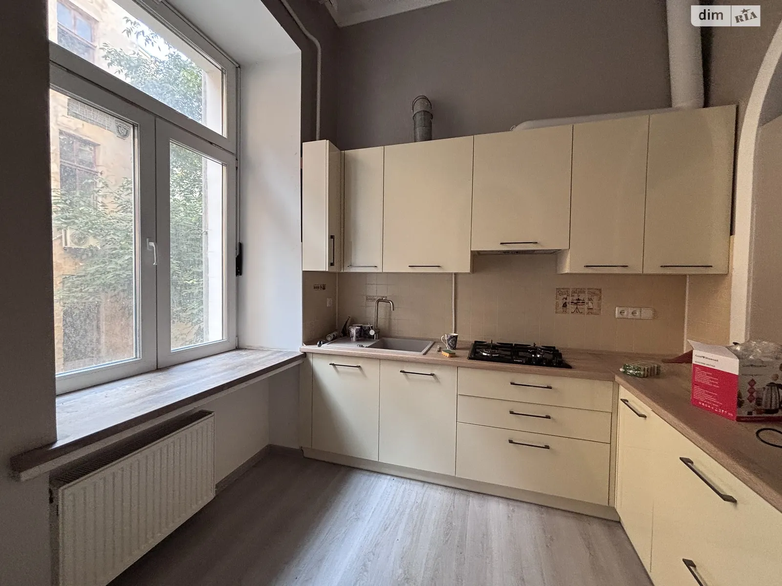 Продается 3-комнатная квартира 75 кв. м в Одессе, ул. Конная - фото 1