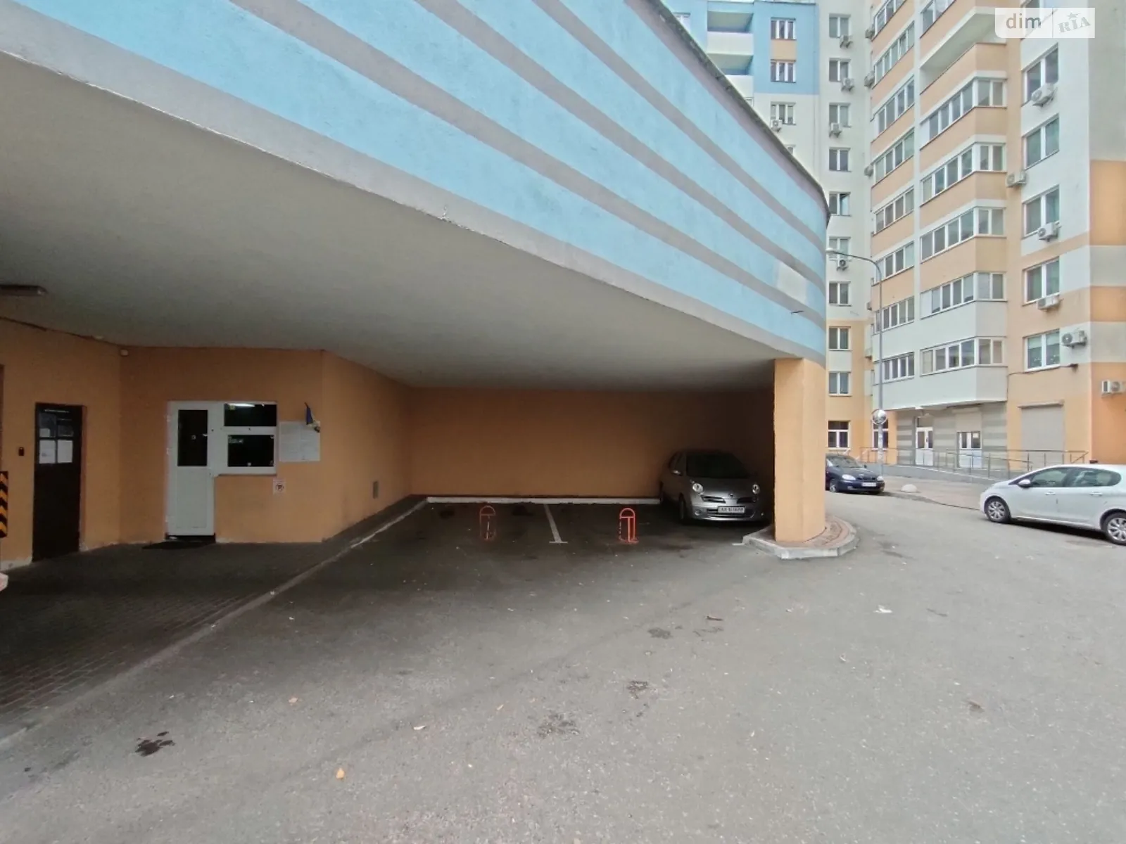 Продається підземний паркінг універсальний на 14.3 кв. м, цена: 20000 $ - фото 1