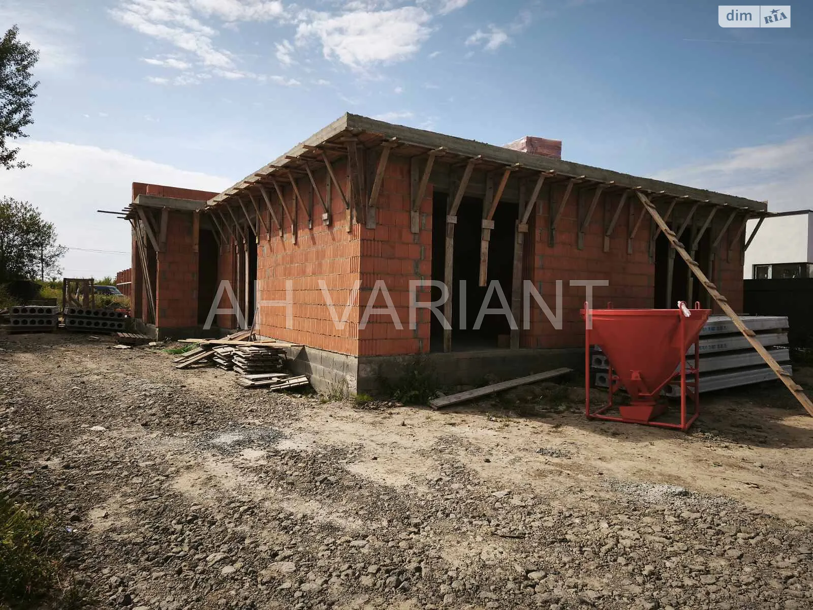 Продается одноэтажный дом 185 кв. м с террасой, цена: 200000 $ - фото 1