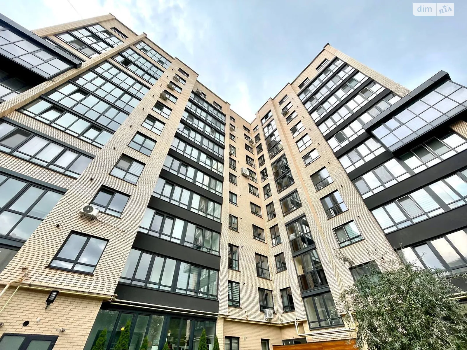 ул. Степана Бандеры, 15 Выставка Хмельницкий ЖК Гармония-2 - фото 2