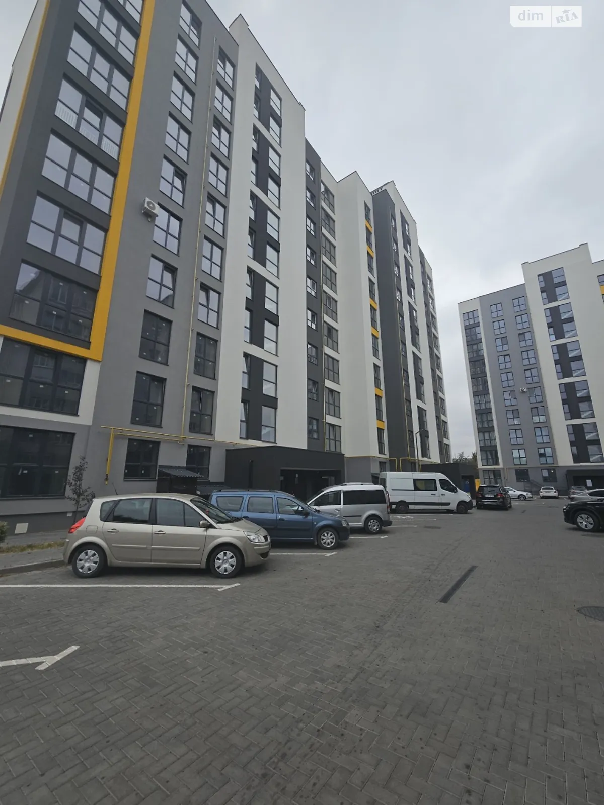 3-комнатная квартира 80.4 кв. м в Луцке, ул. Владимира Ивасюка(Даньшина) - фото 1