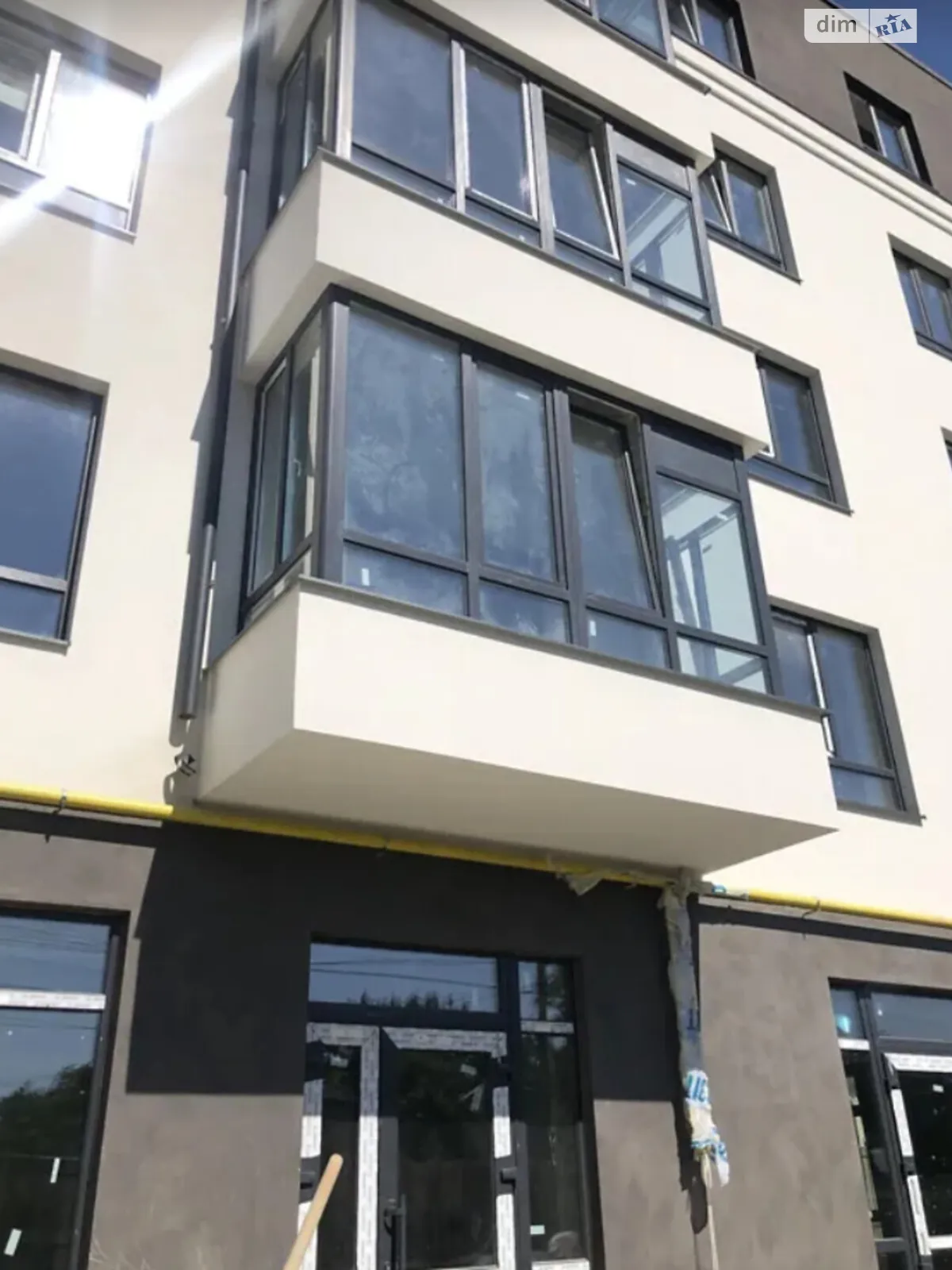 2-кімнатна квартира 68 кв. м у Тернополі, вул. Глиняна, 23 - фото 1