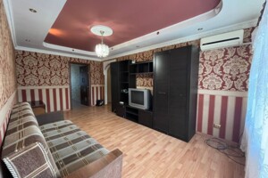 Продаж квартири, Дніпропетровська, Кривий Ріг, р‑н. Центрально-Міський, Миру проспект, буд. 2А