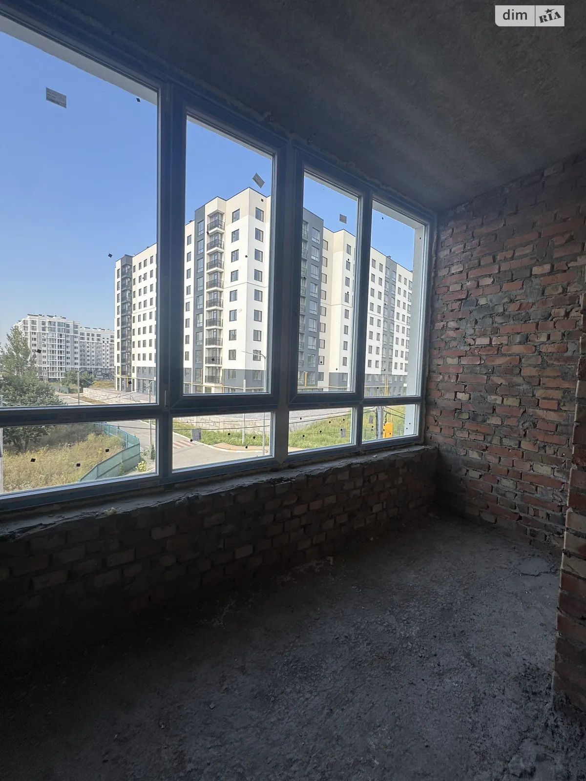 Продается 1-комнатная квартира 41 кв. м в Буче, ул. Саломеи Крушельницкой, 1 - фото 1