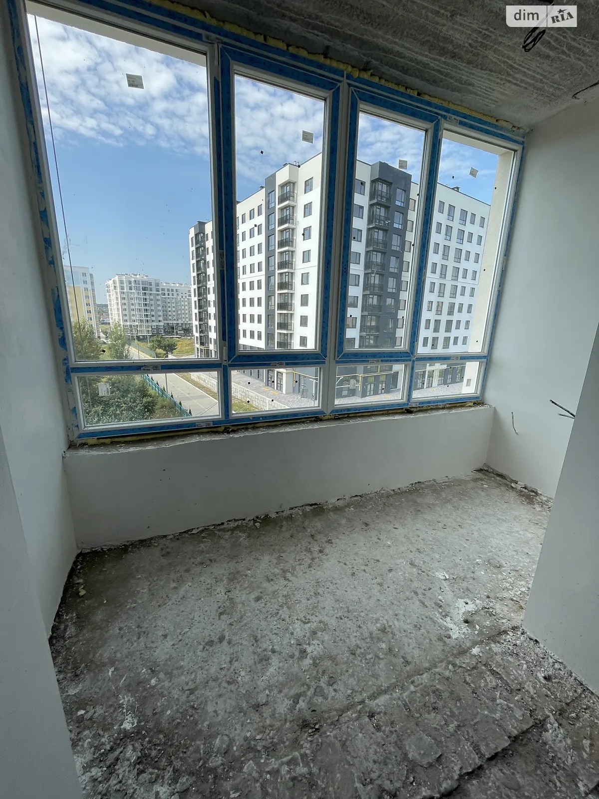 Продается 1-комнатная квартира 38 кв. м в Буче, ул. Саломеи Крушельницкой - фото 1