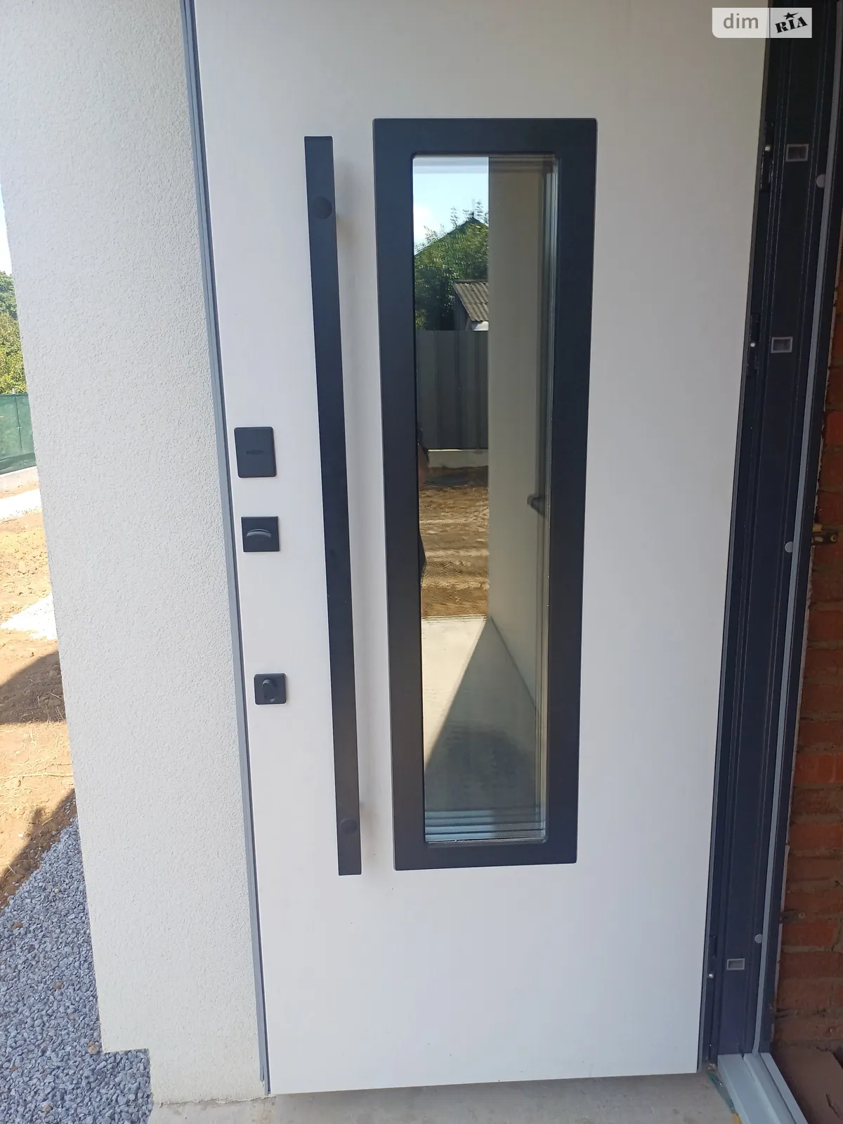 Продается дом на 2 этажа 120 кв. м с бассейном, цена: 125000 $ - фото 1