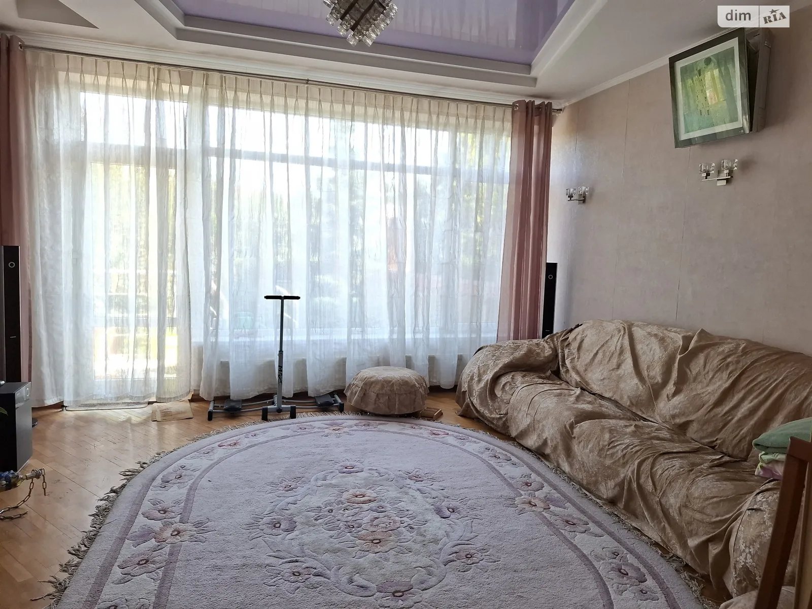 Продается дом на 3 этажа 300 кв. м с гаражом, цена: 380000 $ - фото 1