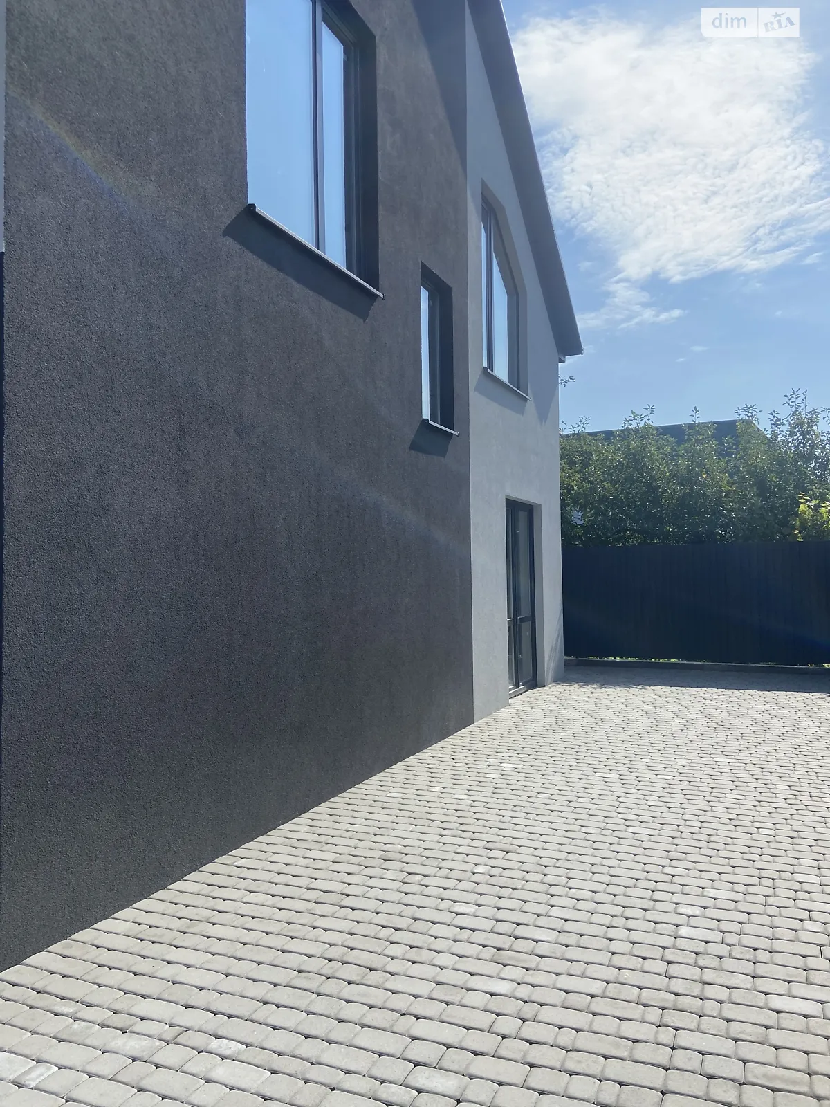 Продается дом на 2 этажа 85 кв. м с верандой, цена: 65000 $ - фото 1