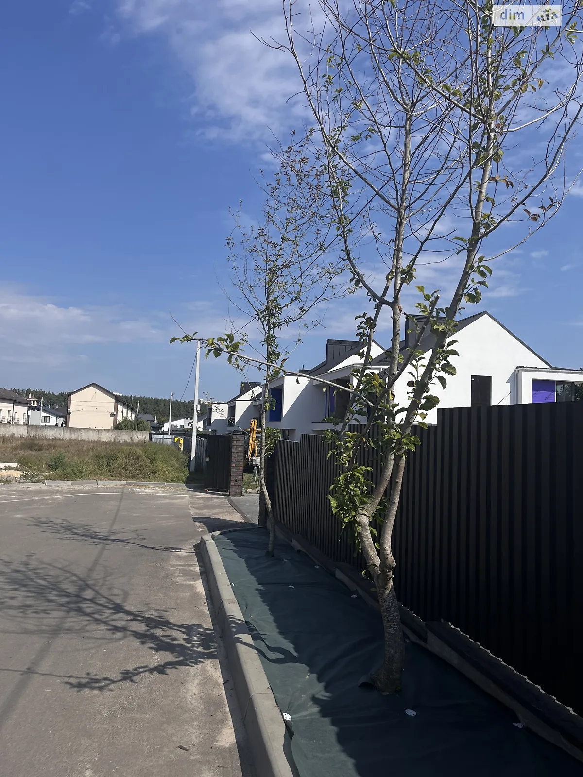 Продается дом на 2 этажа 130 кв. м с гаражом, цена: 125000 $ - фото 1