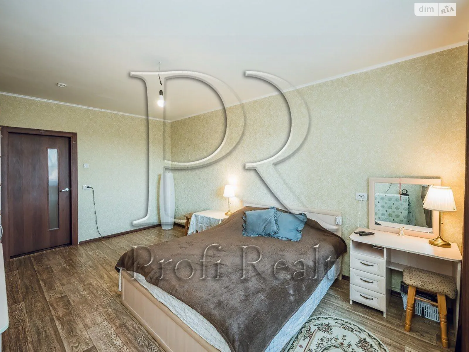 Продается 3-комнатная квартира 98 кв. м в Киеве, ул. Сергeя Данченко, 1 корпус 6 - фото 1