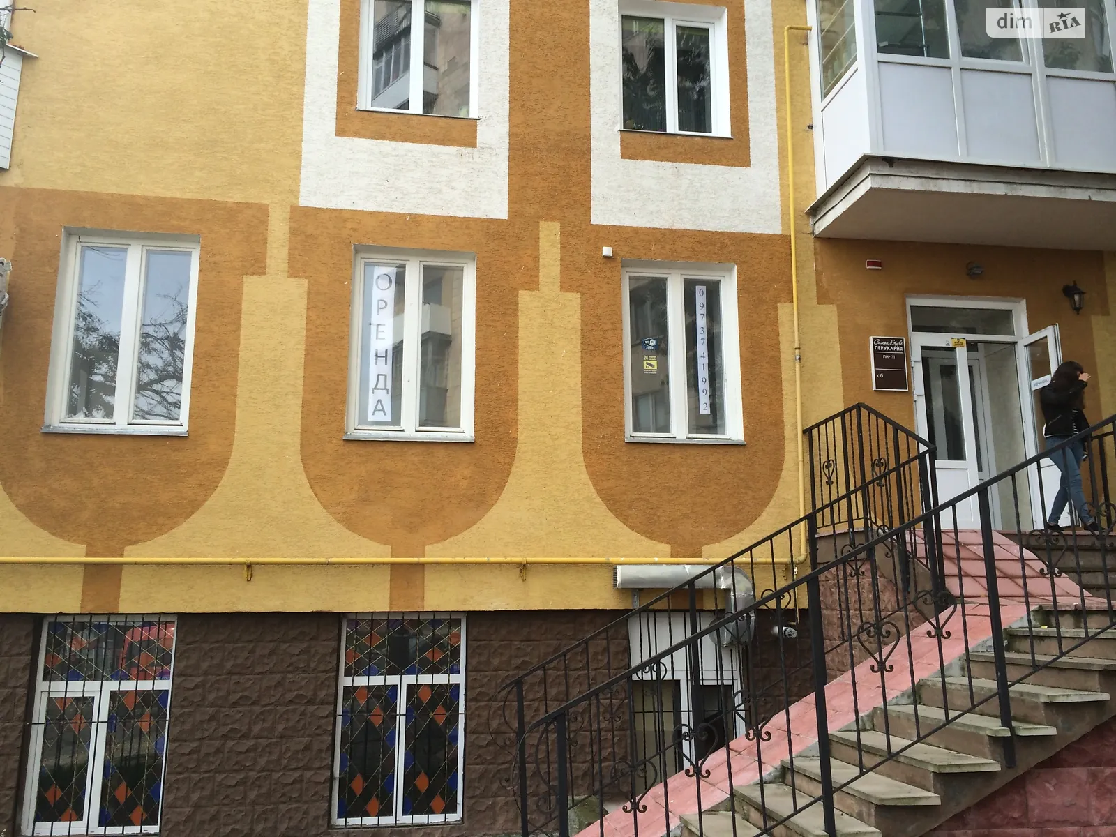 Сдается в аренду офис 70 кв. м в бизнес-центре, цена: 16000 грн - фото 1