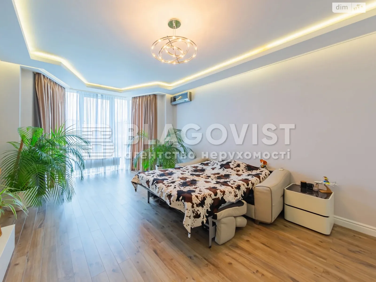 Продается 2-комнатная квартира 89 кв. м в Киеве, ул. Юлии Здановской(Ломоносова), 71Г - фото 1