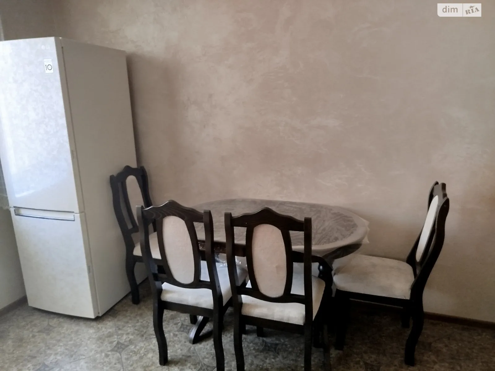 2-комнатная квартира 65 кв. м в Тернополе, пер. Генерала Мирона Тарнавского, 8 - фото 1