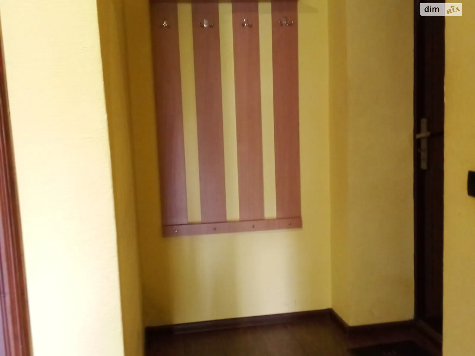 Продается 1-комнатная квартира 38.9 кв. м в Ужгороде, ул. Казацкая - фото 1