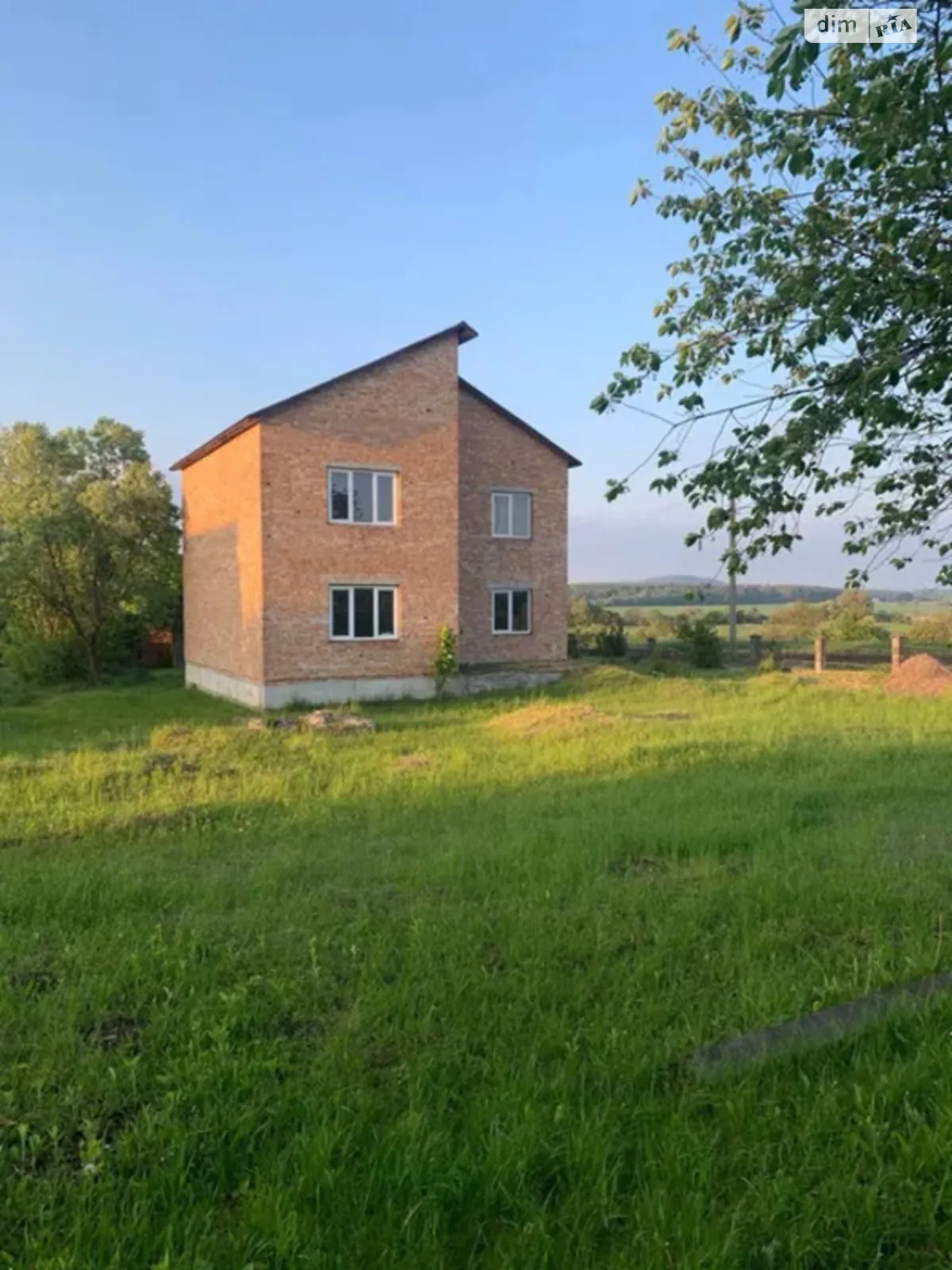 Продается дом на 3 этажа 10.03 кв. м с подвалом, цена: 55000 $ - фото 1