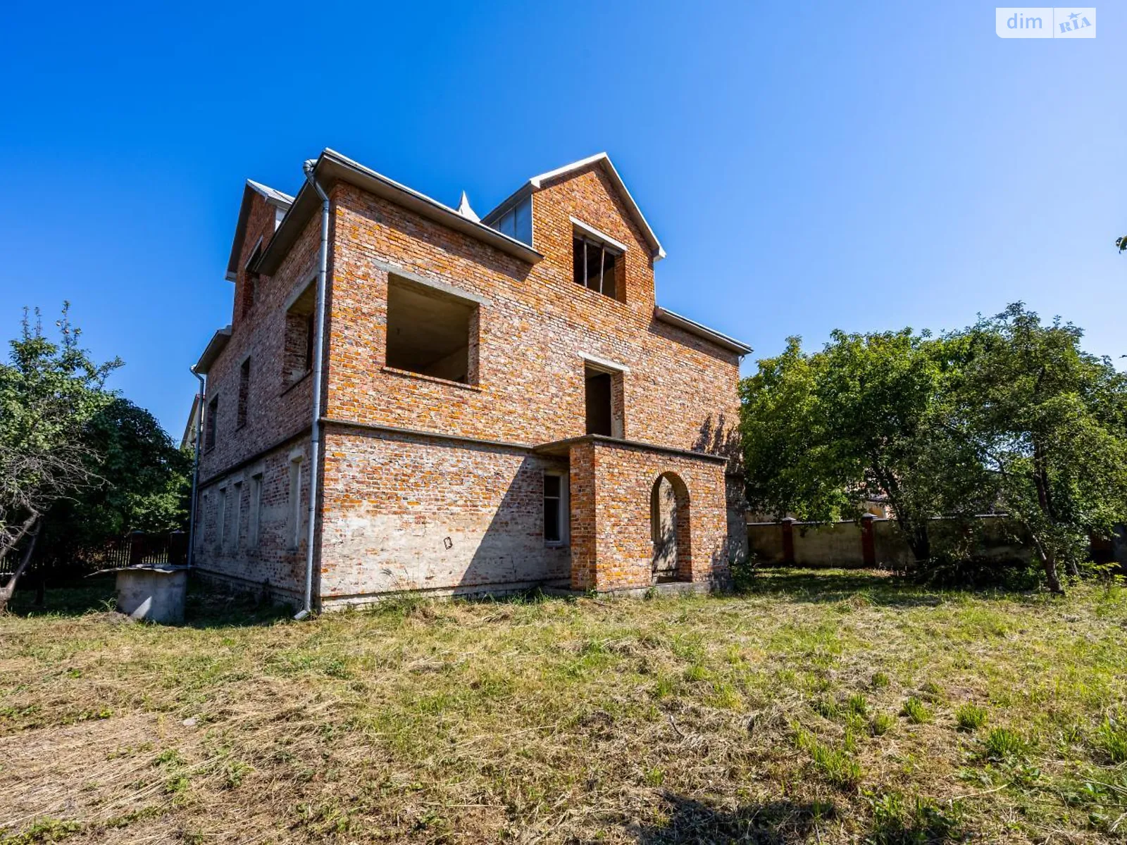 ул. Петра Калнышевского, 2 Лычаковский Винники (Львов), цена: 150000 $ - фото 1
