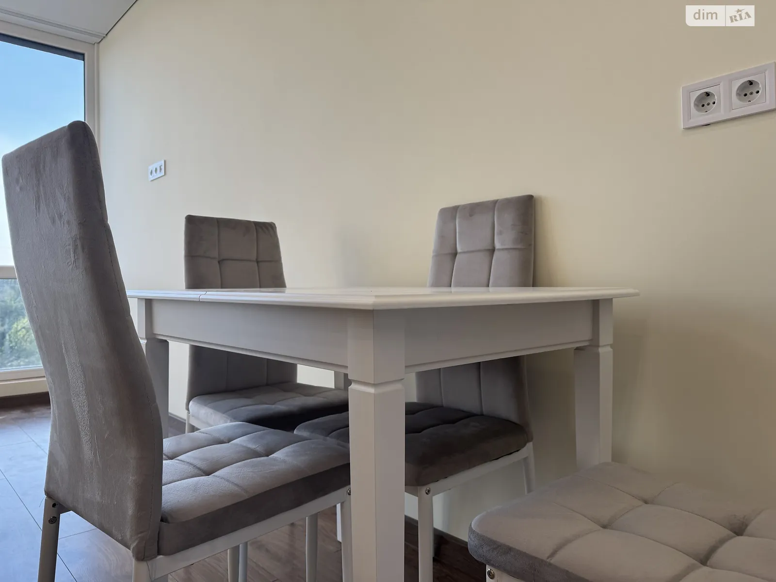 Продается 1-комнатная квартира 27 кв. м в Ивано-Франковске, ул. Левицкого Романа, 10 - фото 1