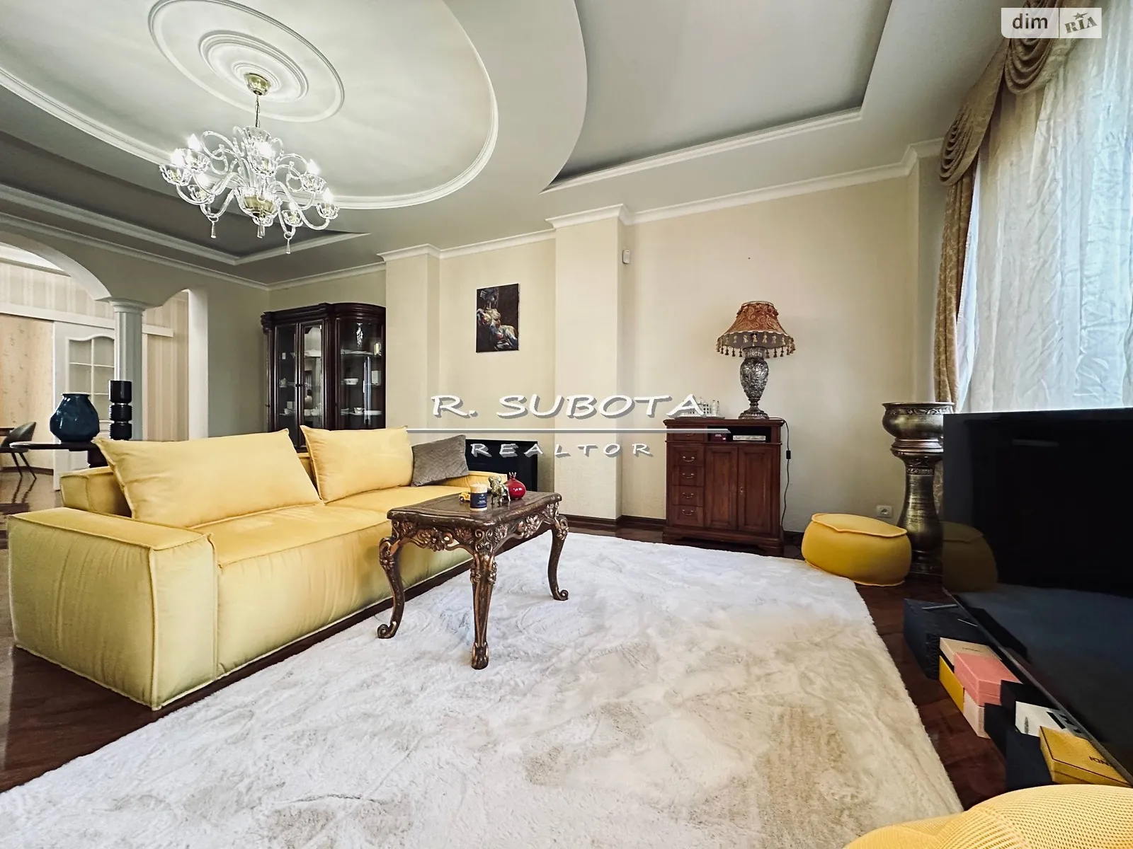 Сдается в аренду 2-комнатная квартира 136 кв. м в Днепре, ул. Рогалева, 33 - фото 1