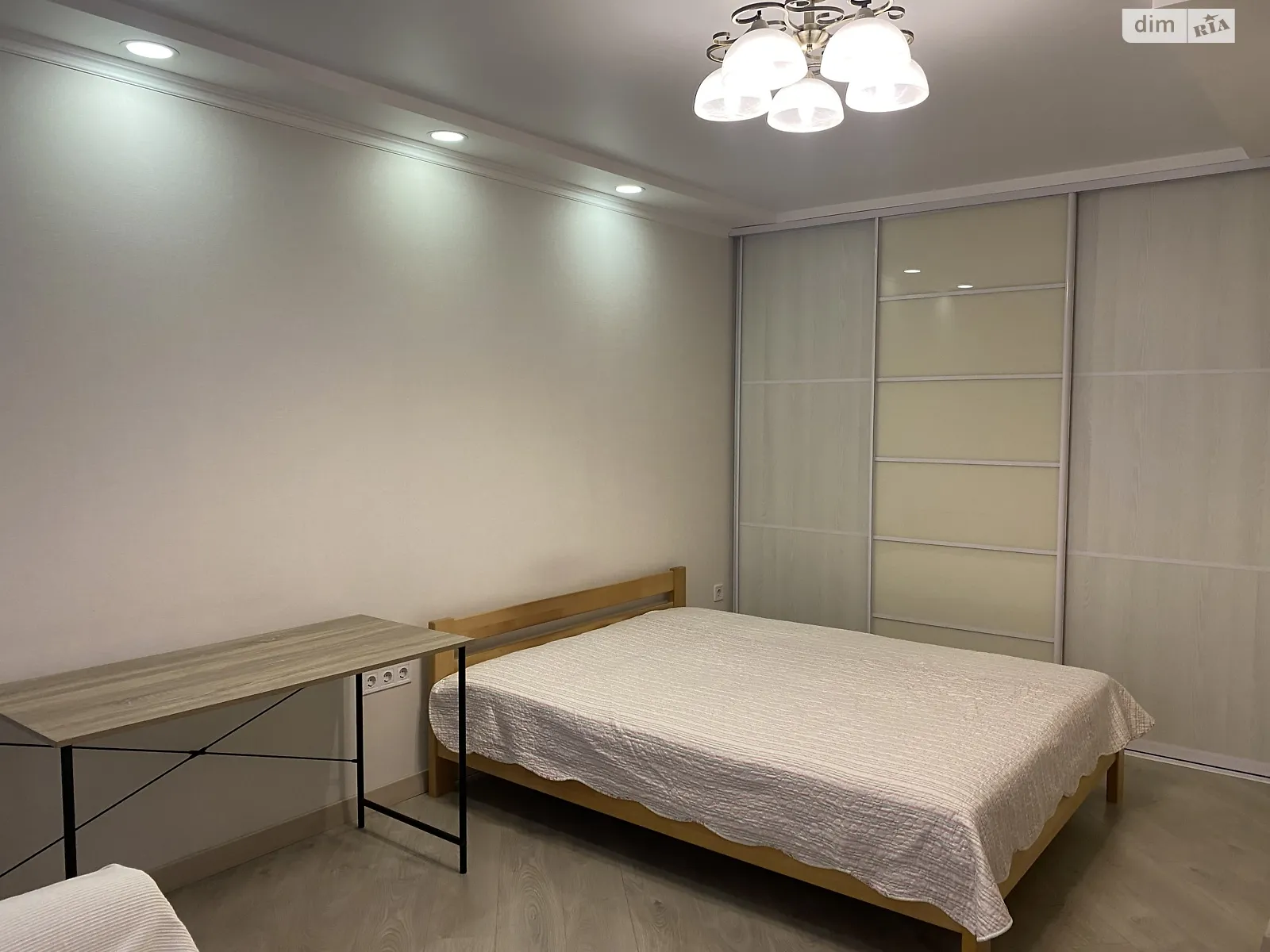 Сдается в аренду 1-комнатная квартира 41 кв. м в Виннице, ул. 600-летия, 9В - фото 1