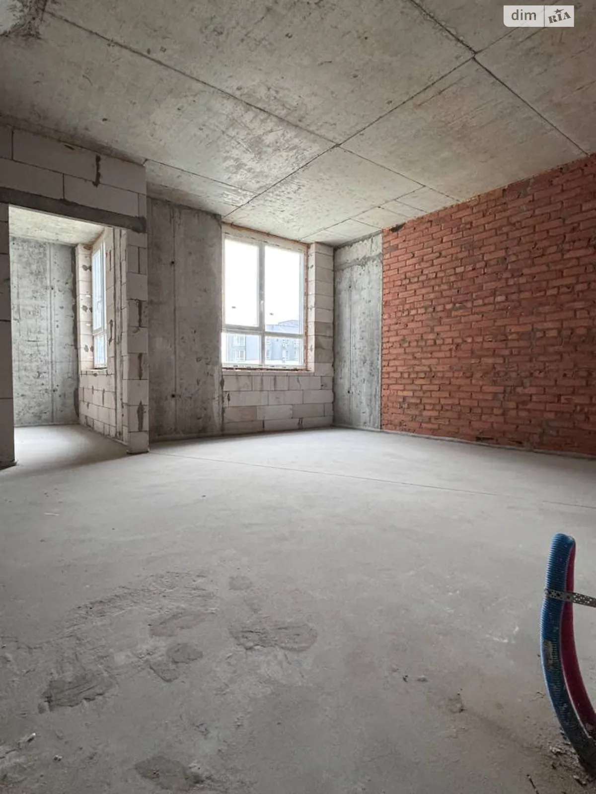 Продается 2-комнатная квартира 73.1 кв. м в Ирпене, ул. Университетская(Карла Маркса), 3/13 - фото 1